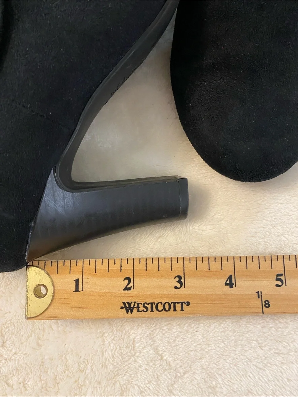 Life Stride Women’s Black Faux Suede Shooties 8.5